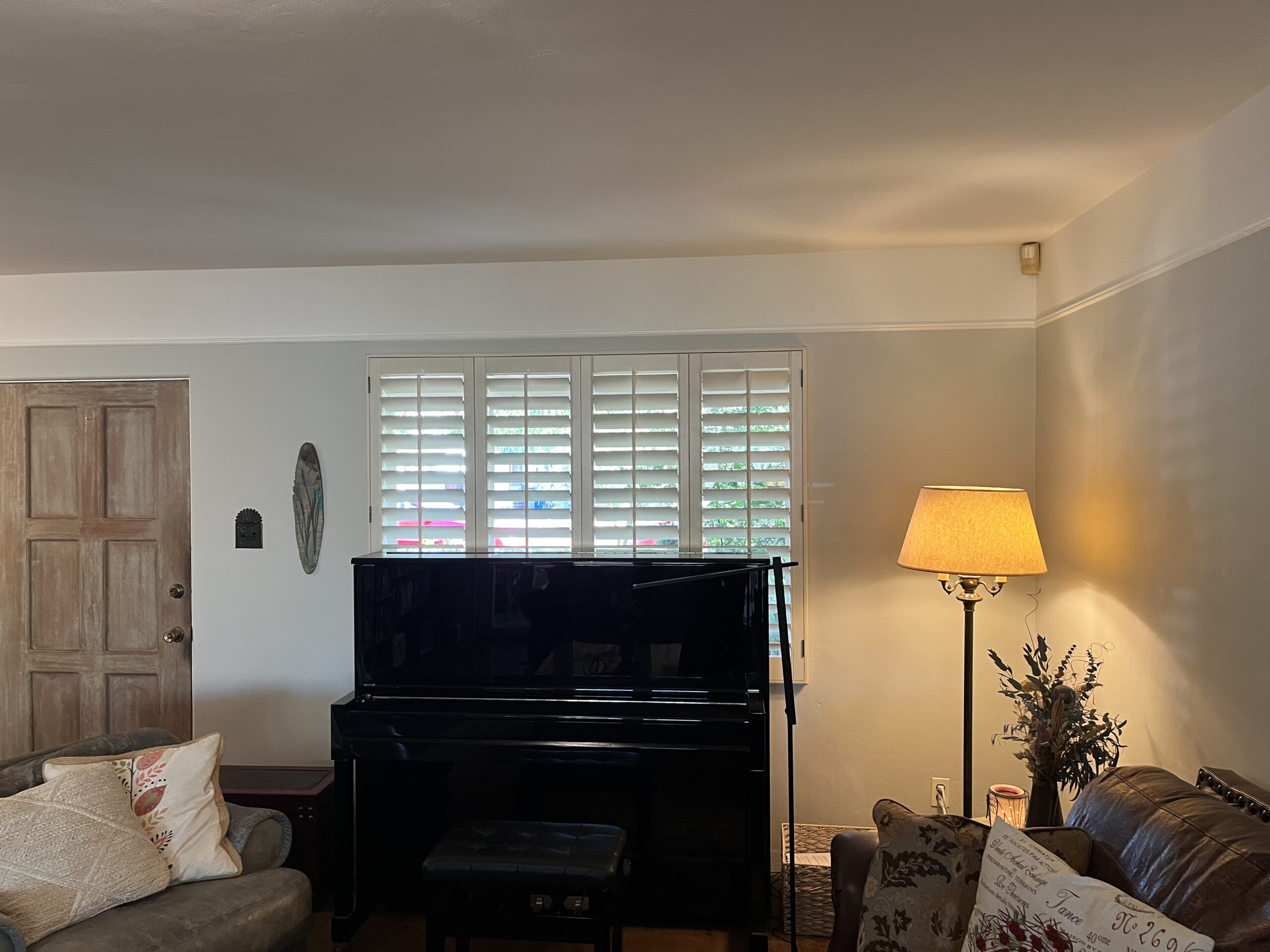 fixing ceiling cracks by professional
